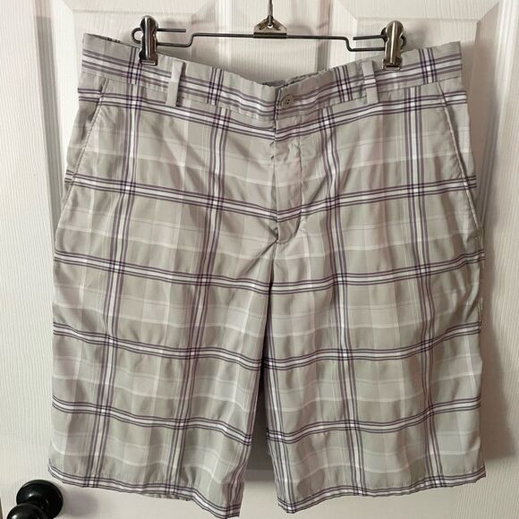 Men’s Flat Front Nike Gray / Purple / Yellow Plaid Golf Shorts Size 34 - Picture 1 of 4